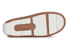 Load image into Gallery viewer, Tan/Bright White Prodigy Driver Foam Shoe by Floafers
